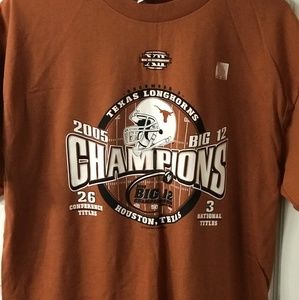 VINTAGE NWT 2005 Texas Longhorns Champions T-Shirt